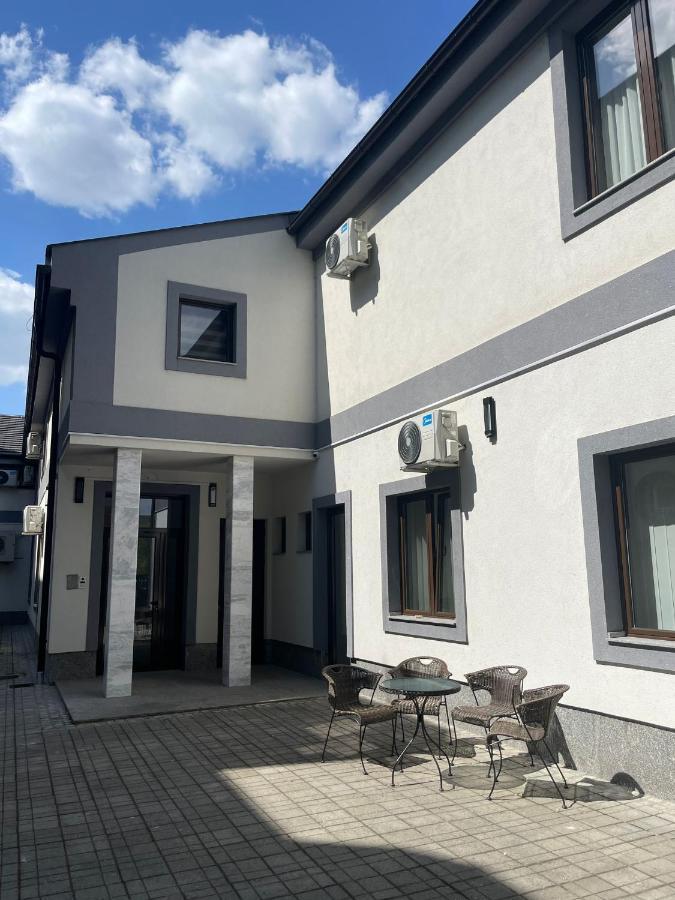 Morpheus Apartmani Sremska Mitrovica Zewnętrze zdjęcie